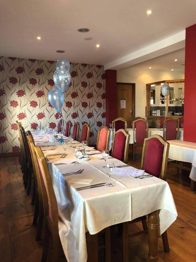 Balreask Bar, Restaurant & Guest Accommodation Navan Bagian luar foto