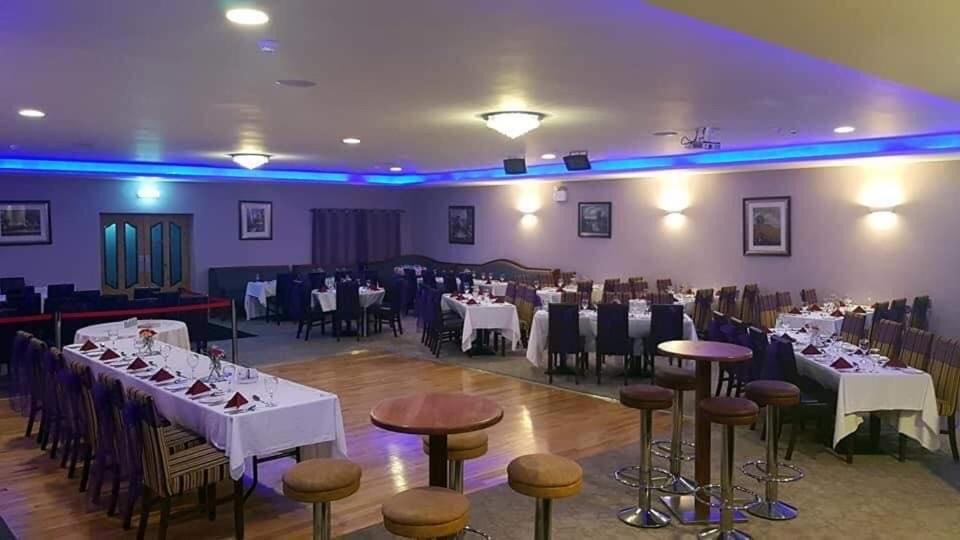 Balreask Bar, Restaurant & Guest Accommodation Navan Bagian luar foto